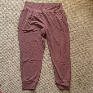 Athleta Salutation Jogger in Powervita